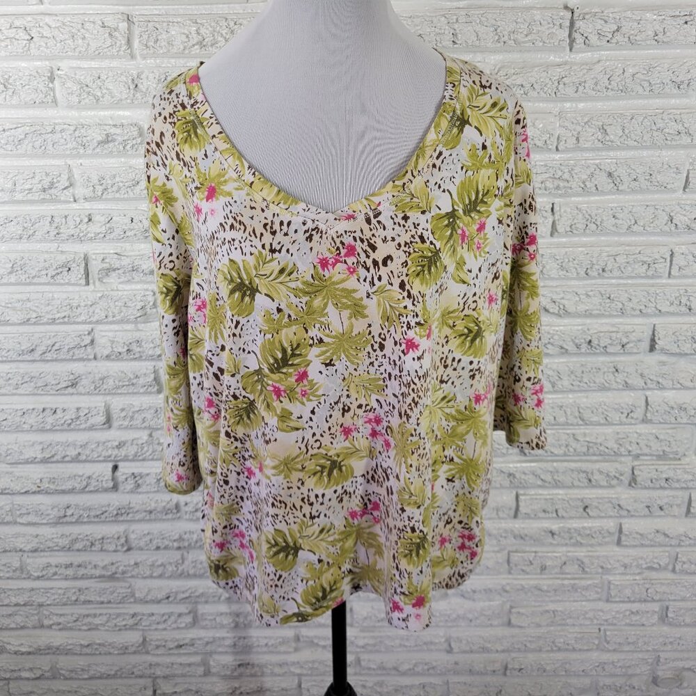 Palm Harbour Women's 2X Top Blouse Plus Green Pink Floral V-Neck FLO281XE‎